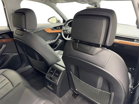 Used 2023 Audi A4 2.0T Premium w/ Convenience Package image 38