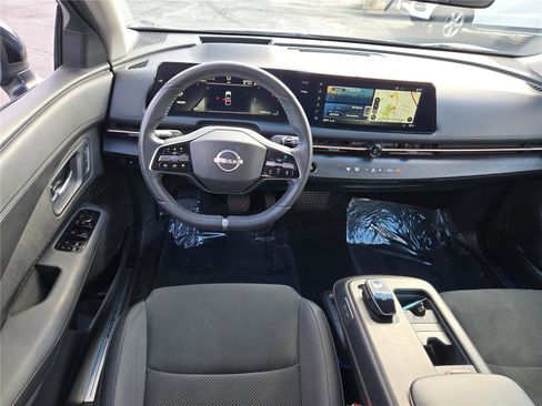 Used 2023 Nissan Ariya AWD image 21