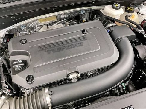 Certified 2023 Buick Envision Preferred FWD image 29