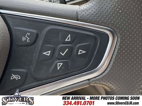 Used 2025 Chevrolet Malibu LT FWD image 30