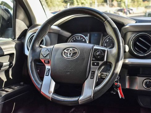 Used 2021 Toyota Tacoma SR5 image 15