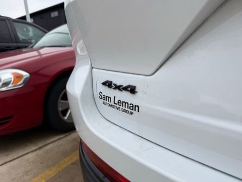 New 2025 Jeep Grand Cherokee Limited w/ Black Appearance Package image 11