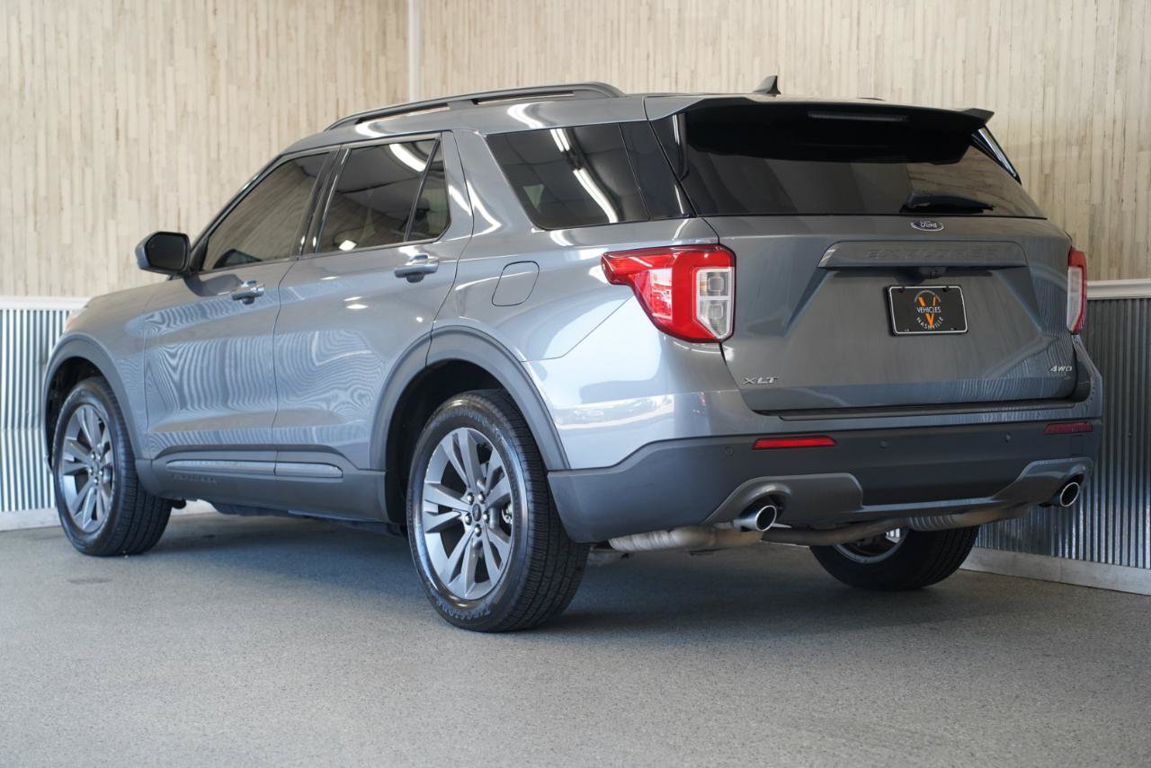 Used 2021 Ford Explorer XLT w/ Equipment Group 202A AWD/4WD image 7