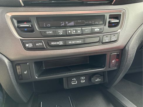 Certified 2025 Honda Ridgeline RTL image 24