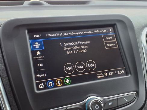 Used 2023 Chevrolet Equinox LT image 6