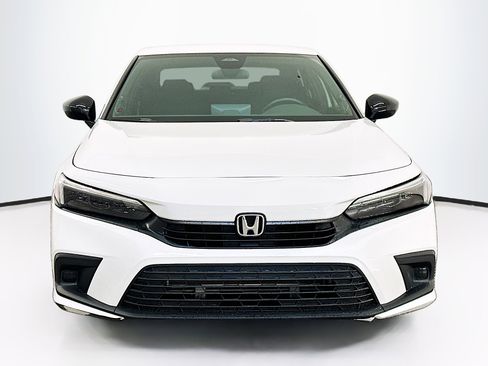 Used 2024 Honda Civic Sport image 2