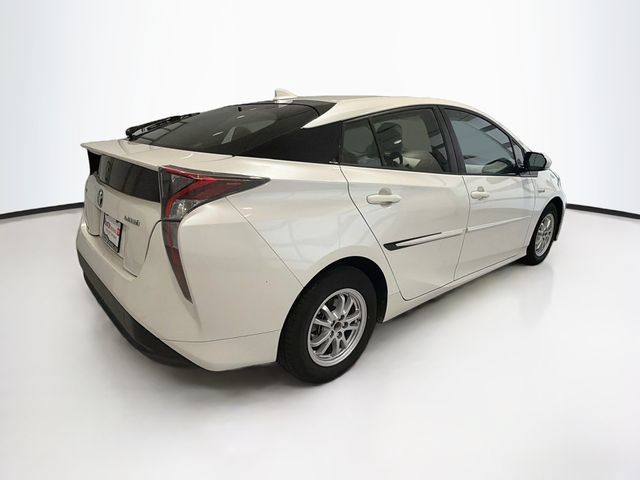 Certified 2017 Toyota Prius Four FWD image 6