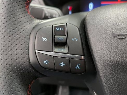 Certified 2025 Ford Escape ST-Line w/ Cold Weather Package image 16