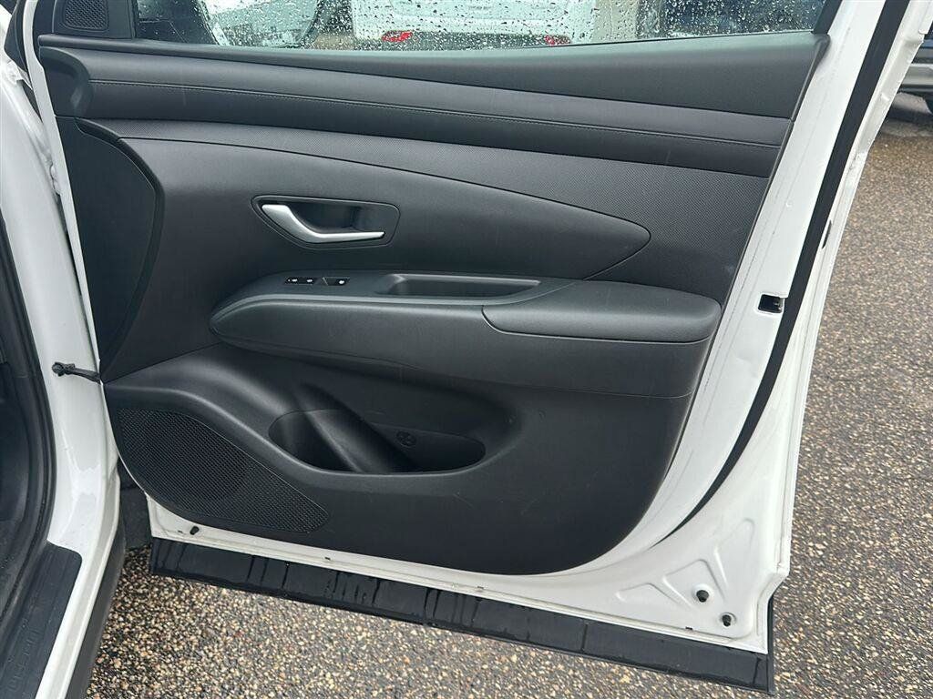 Certified 2025 Hyundai Tucson SEL AWD/4WD image 7