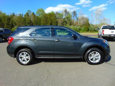 Used 2017 Chevrolet Equinox LS AWD/4WD image 38