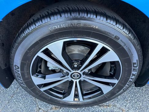 Used 2022 Nissan Sentra SV w/ All-Weather Package FWD image 17