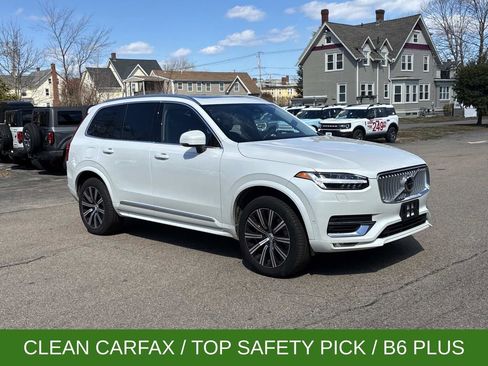 Used 2025 Volvo XC90 B6 Plus AWD/4WD image 3