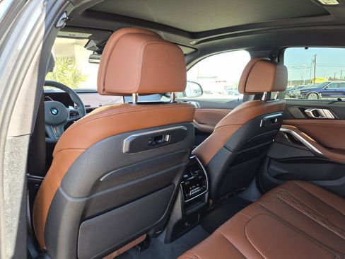 New 2026 BMW X6 xDrive40i w/ Executive Package image 30