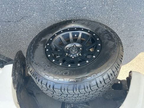 Used 2019 Toyota 4Runner SR5 image 10