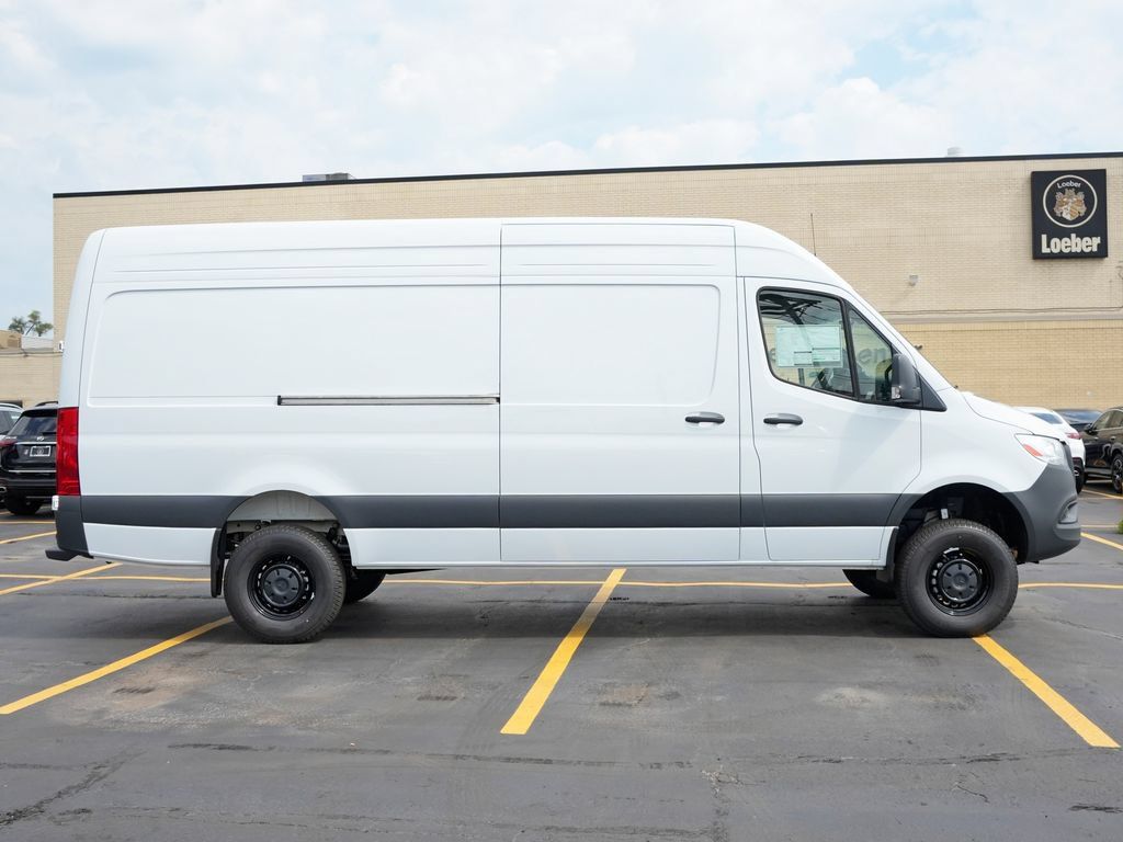 New 2026 Mercedes-Benz Sprinter 2500 image 2