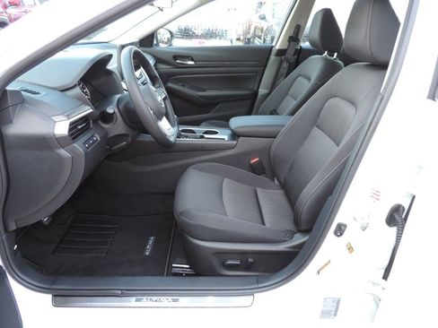 New 2025 Nissan Altima 2.5 SV w/ SV Special Edition Package image 14