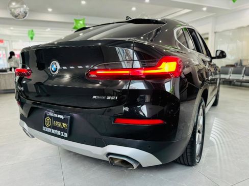 Used 2023 BMW X4 xDrive30i w/ Premium Package image 10