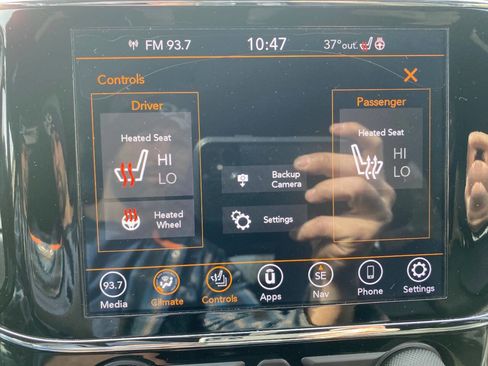 Used 2020 Jeep Grand Cherokee Laredo w/ Quick Order Package 2BN North image 31