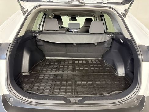 Used 2024 Toyota RAV4 XLE AWD/4WD image 26