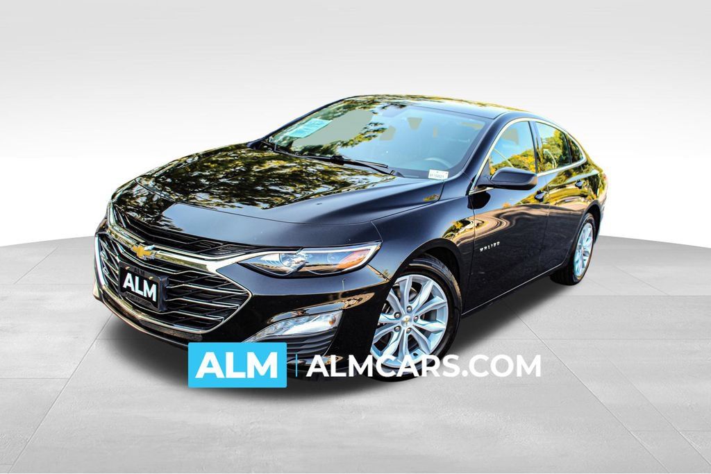 Used 2025 Chevrolet Malibu LT FWD image 1