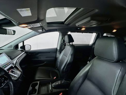 Used 2023 Honda Odyssey Touring image 22