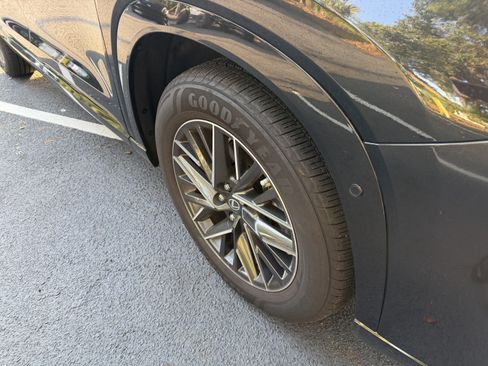 Certified 2026 Lexus TX 350 AWD w/ Technology Package image 11