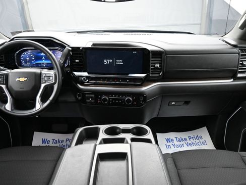 Used 2025 Chevrolet Silverado 1500 LT image 20