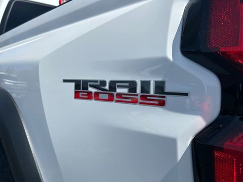 New 2026 Chevrolet Colorado Trail Boss AWD/4WD image 35