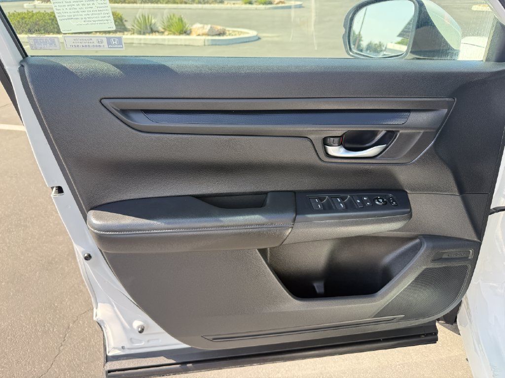 Used 2024 Honda CR-V EX image 9