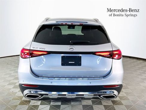 Certified 2025 Mercedes-Benz GLC 300 image 6