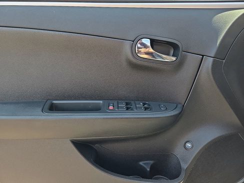 Used 2008 Chevrolet Malibu LT w/ Power Convenience Package FWD image 18