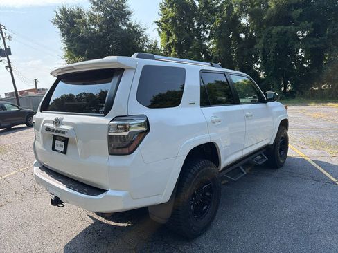 Used 2019 Toyota 4Runner SR5 RWD image 7