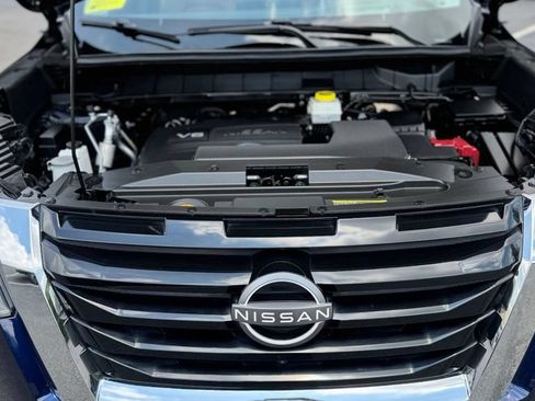 Used 2023 Nissan Pathfinder Platinum AWD/4WD image 9