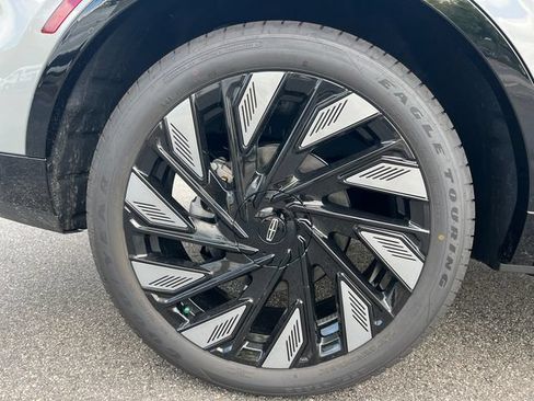 New 2026 Lincoln Nautilus Reserve w/ Jet Appearance Package AWD/4WD image 18