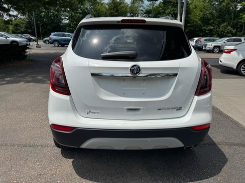Used 2021 Buick Encore Preferred w/ Safety Package AWD/4WD image 4