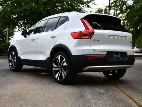 Used 2024 Volvo XC40 B5 Plus w/ Protection Package Premier AWD/4WD image 5