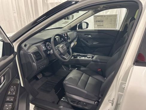 New 2026 Nissan Rogue SV AWD/4WD image 8