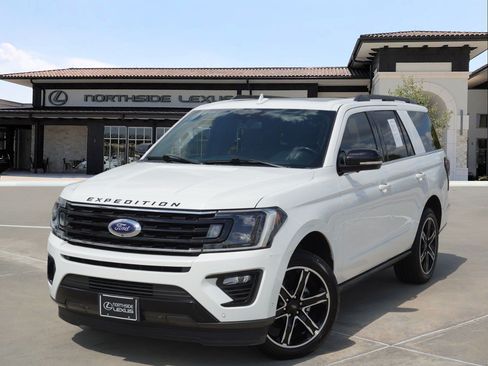 Used 2021 Ford Expedition Limited RWD image 1