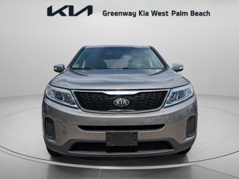 Used 2014 Kia Sorento LX FWD image 3