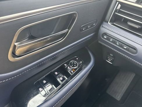 New 2026 INFINITI QX80 4WD image 13