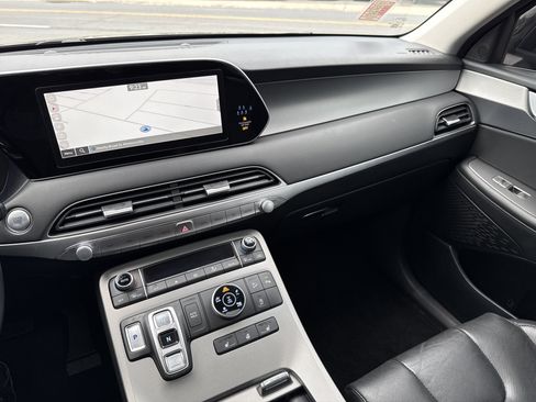 Used 2022 Hyundai Palisade SEL w/ Premium Package image 23