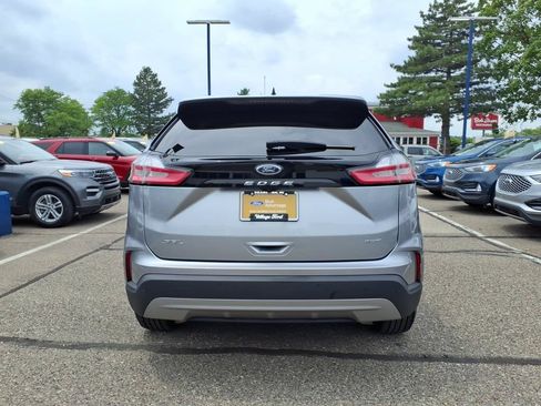Used 2024 Ford Edge SEL w/ Convenience Package AWD/4WD image 7
