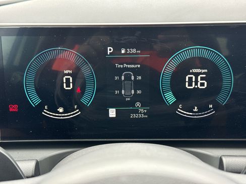 Used 2025 Hyundai Tucson SEL FWD image 10