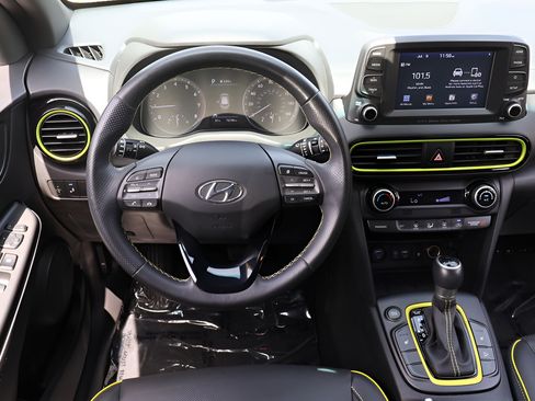 Used 2020 Hyundai Kona Limited FWD image 14