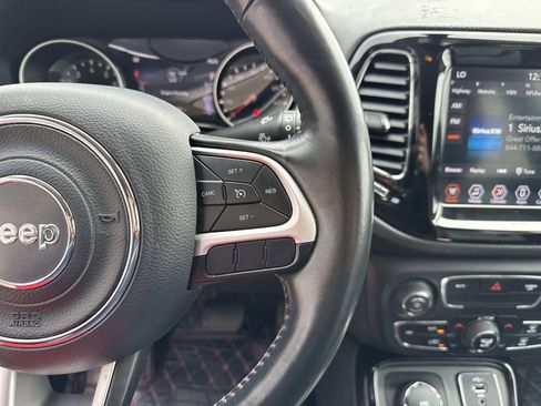 Used 2019 Jeep Compass Limited image 25