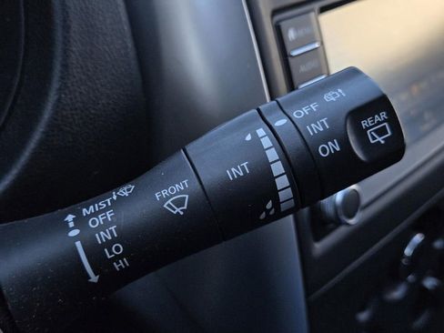 Used 2019 Nissan Versa Note S image 26