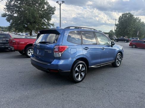 Used 2017 Subaru Forester 2.5i Premium AWD/4WD image 5
