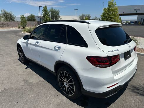 Used 2021 Mercedes-Benz GLC 300 image 12