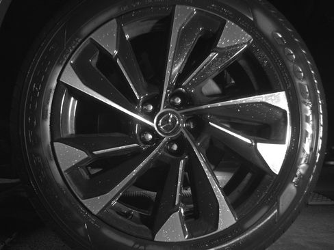 Used 2025 MAZDA CX-50 2.5 Hybrid w/ Premium Plus Pkg image 14