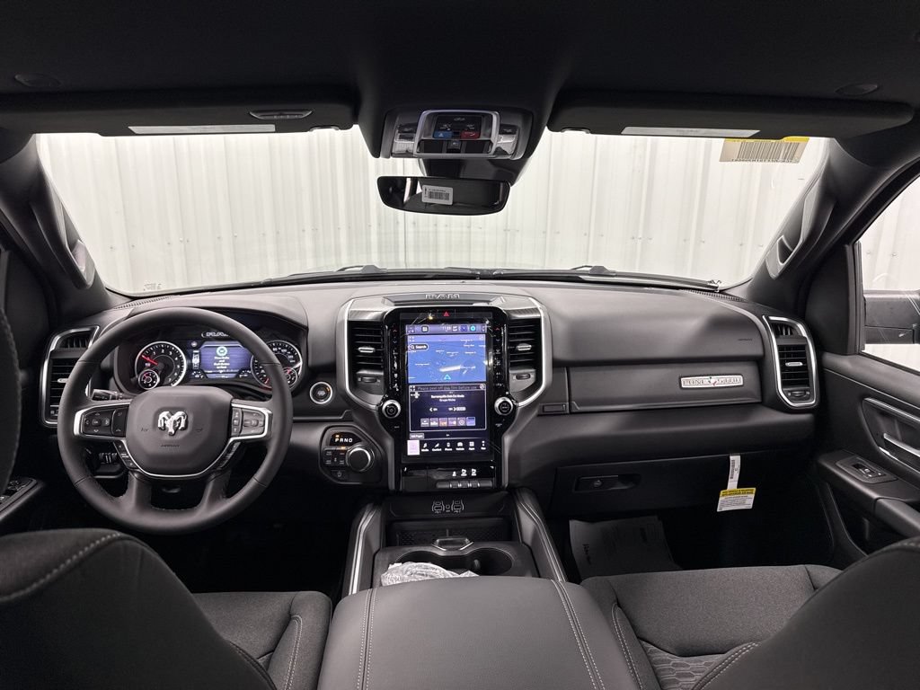 New 2026 RAM 1500 4x4 Crew Cab image 15